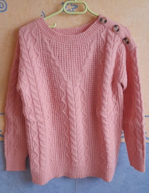 Pull rose en laine 5 Poitiers (86)