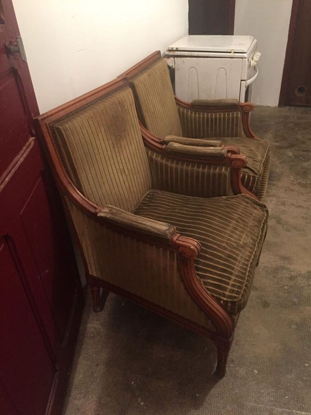 2 fauteuils berg&egrave;re Louis XVI Meubles