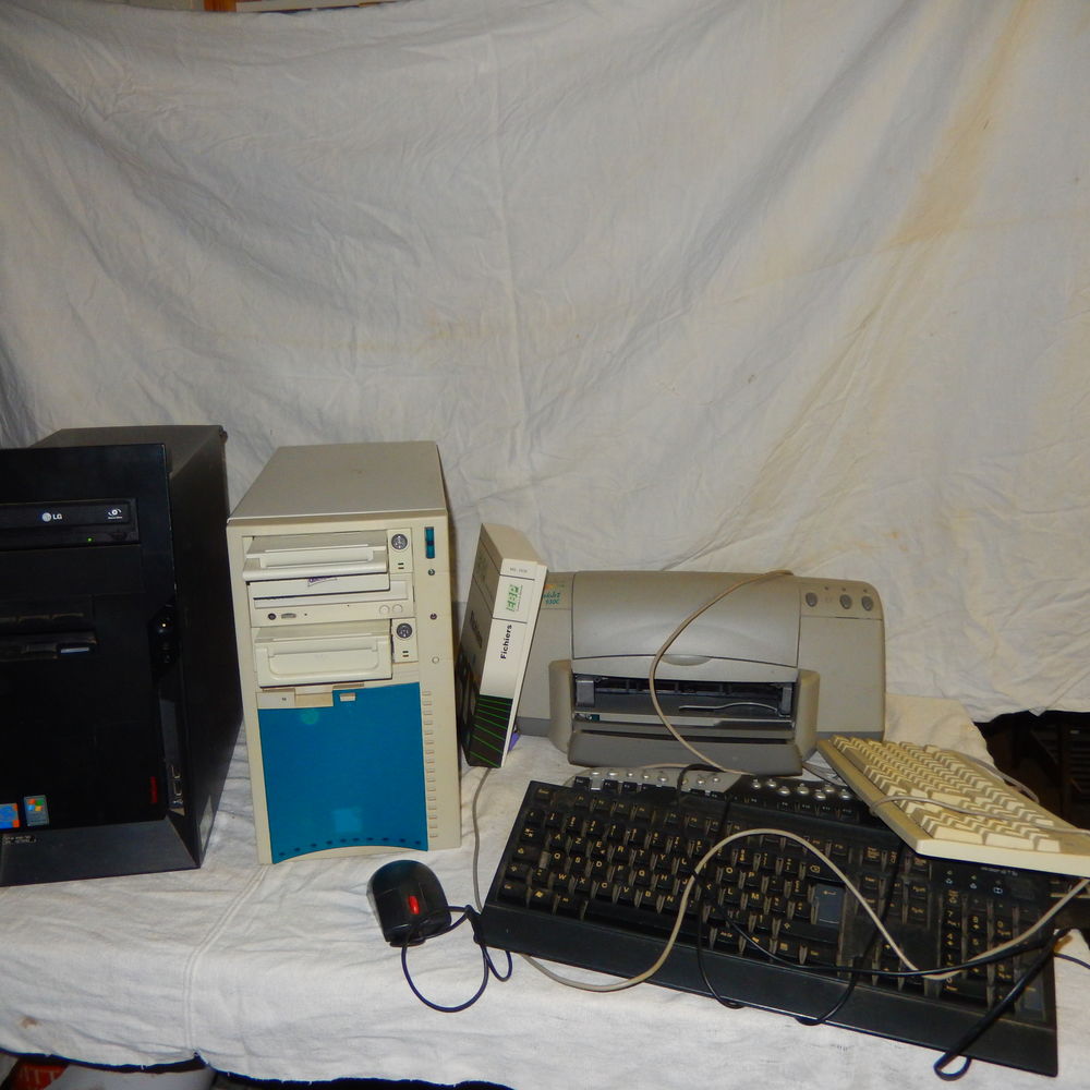 1 ordinateur IBM bon &eacute;tat Matériel informatique
