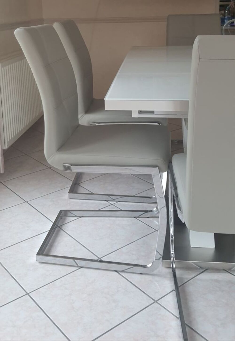 6 Chaises design luge pi&egrave;tement chrom&eacute; Meubles