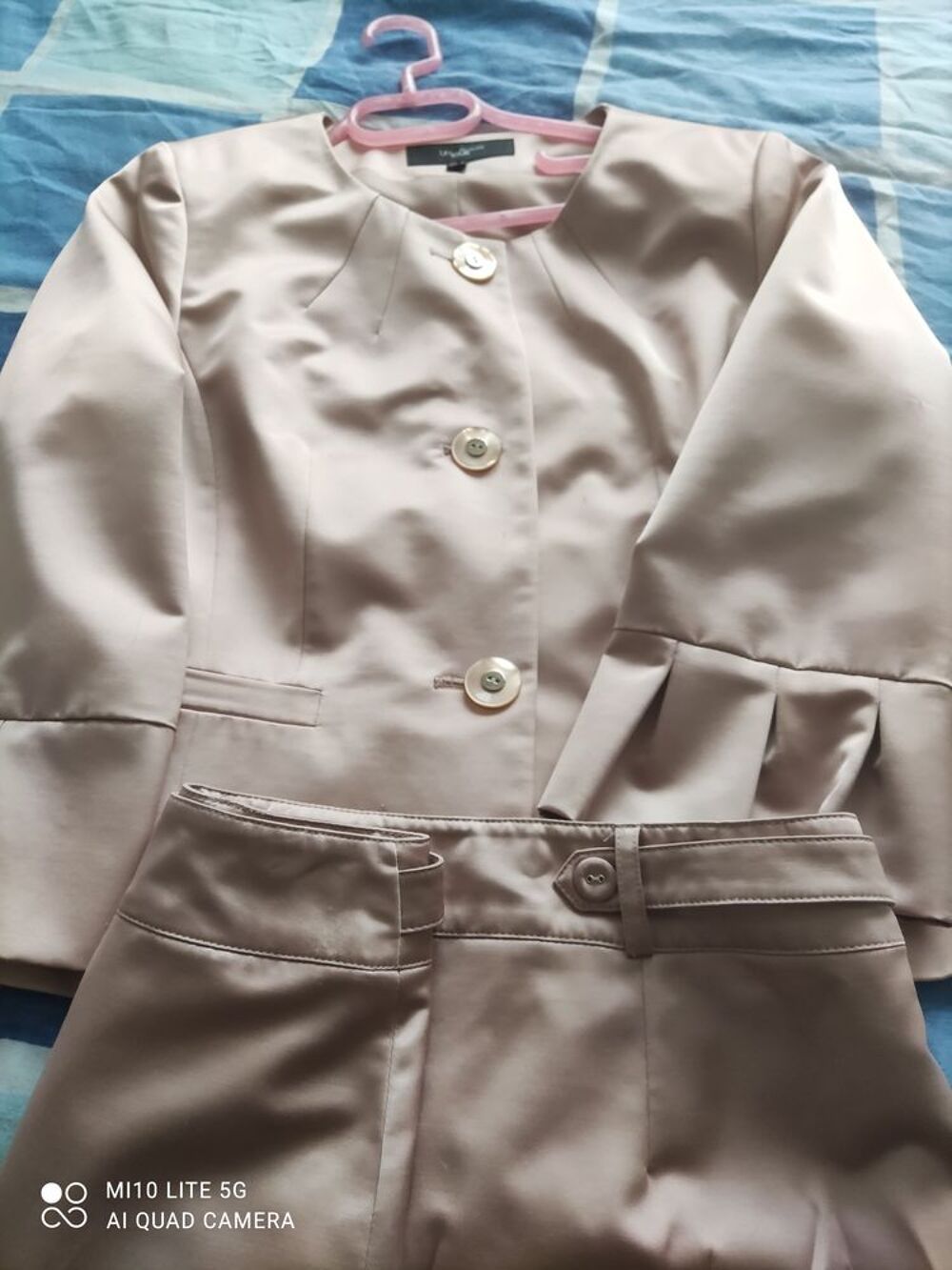 habits (manteaux, ensemble veste-jupe.. Vêtements