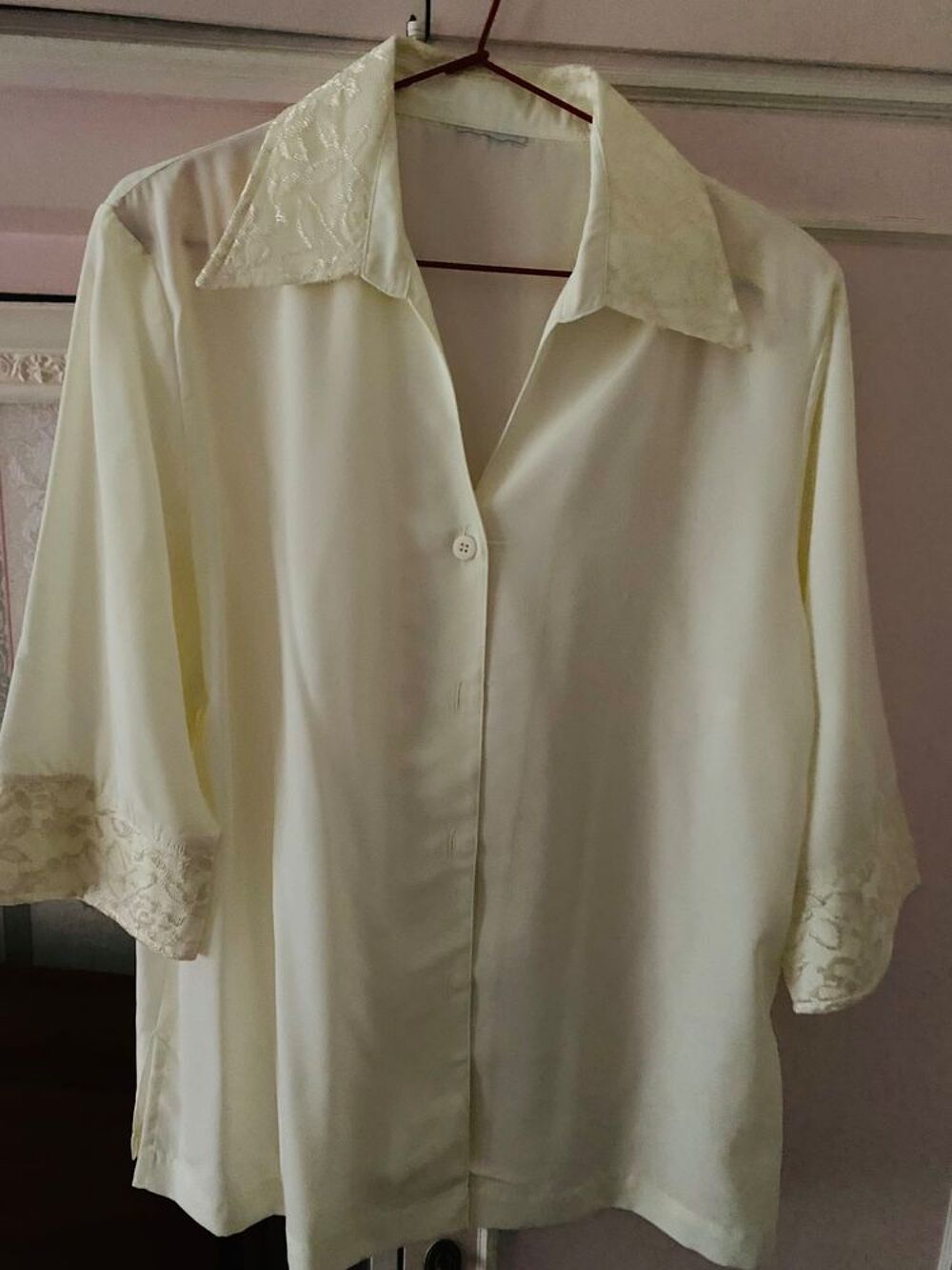 Chemisier femme &eacute;l&eacute;gant couleur ivoire Vêtements