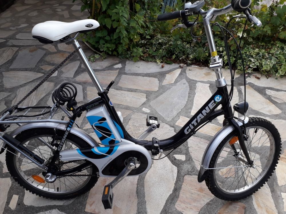 v&eacute;lo pliant electrique Vélos