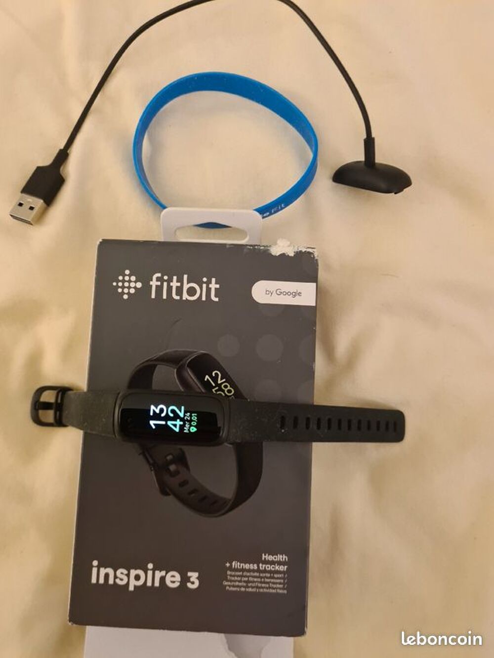 Montre connect&eacute;e Fitbit by Google Bijoux et montres