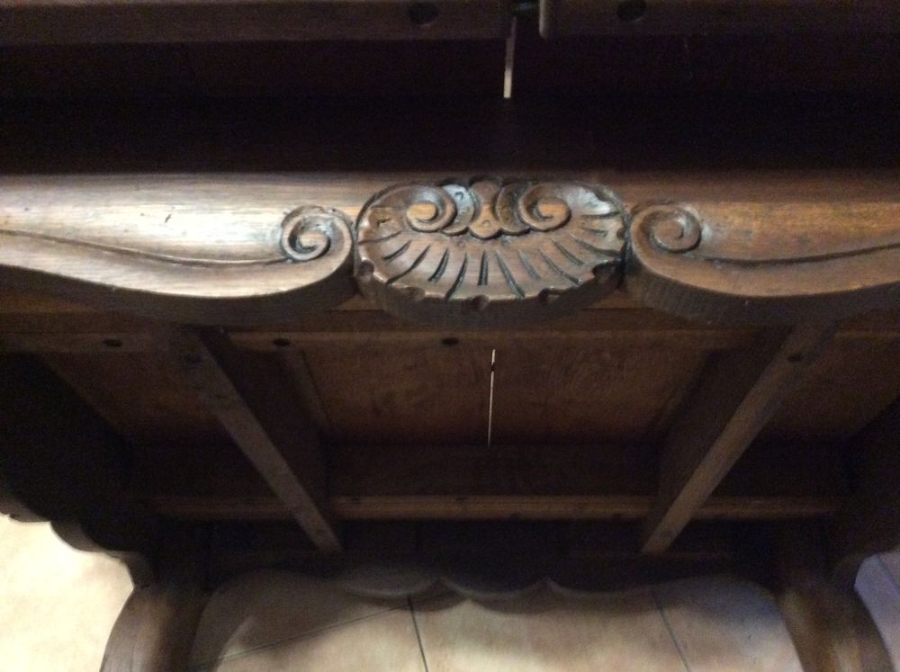Vends Table de Salle &agrave; Manger Henri IV Meubles