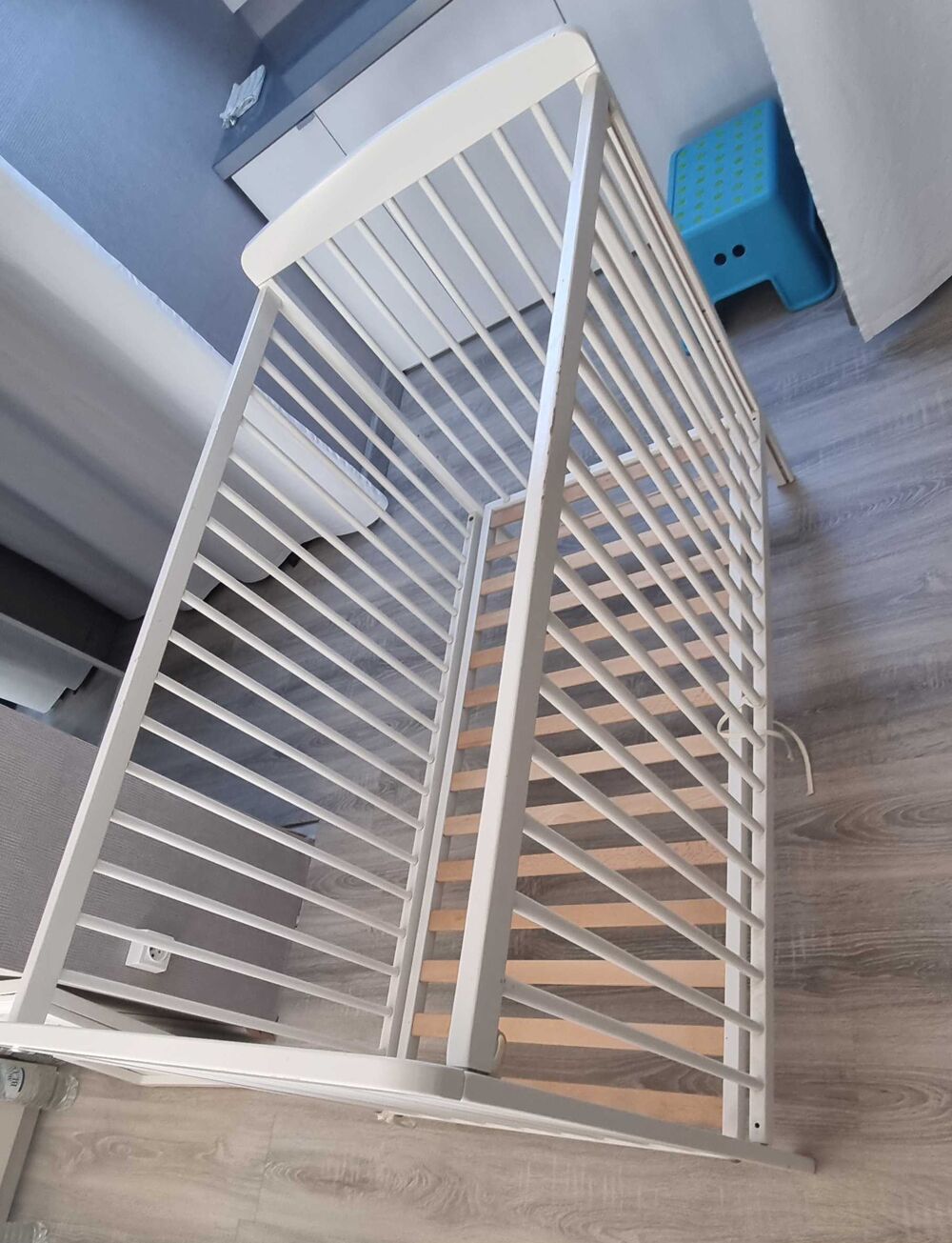 Lit &agrave; barreaux pour enfant 0 &agrave; 3 ans
Dim : 60/120 cm Meubles