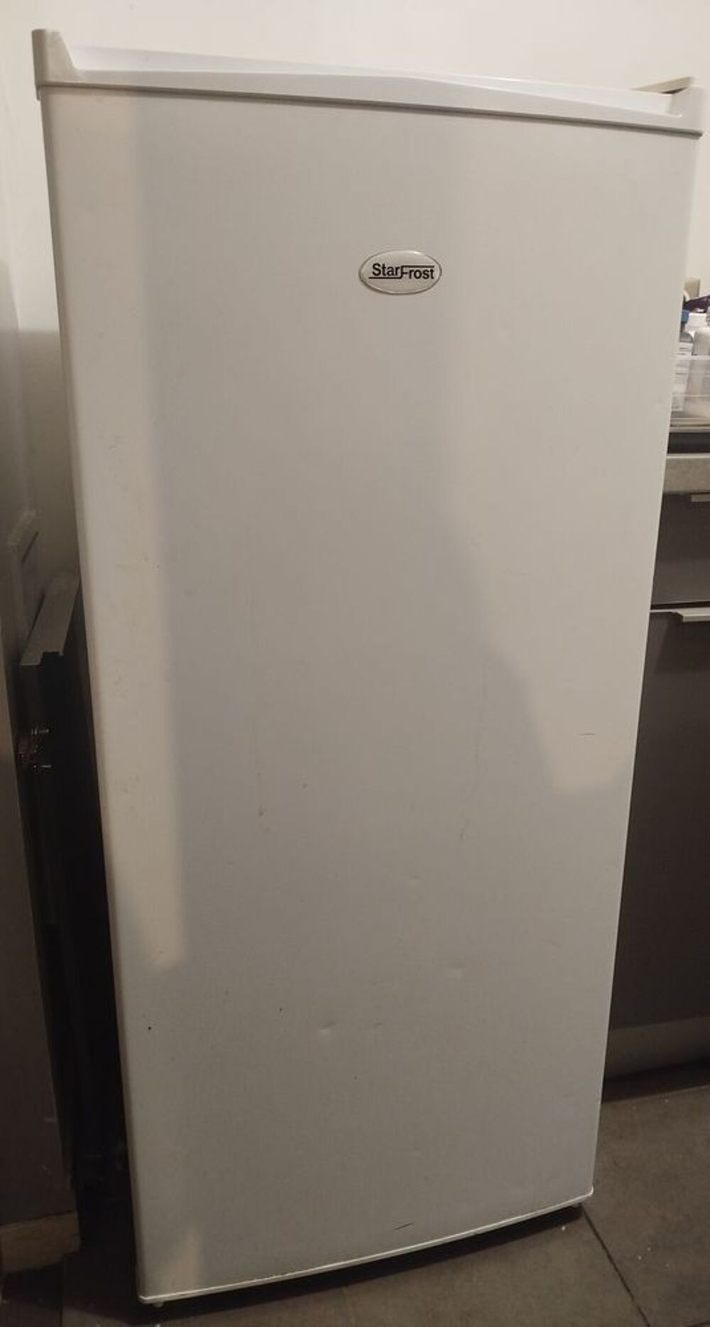 Petit frigo avec cong&eacute;lateur Electroménager