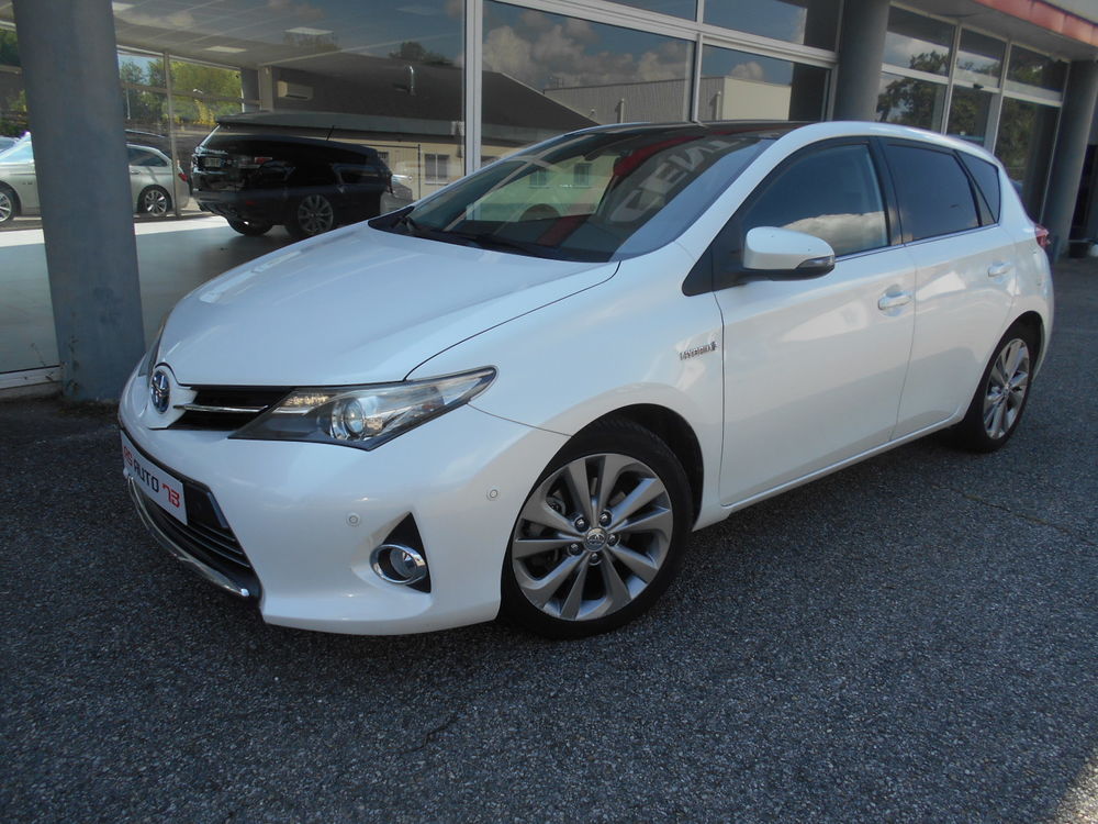 Auris Hybride 136h Dynamic 2014 occasion 73420 Drumettaz-Clarafond