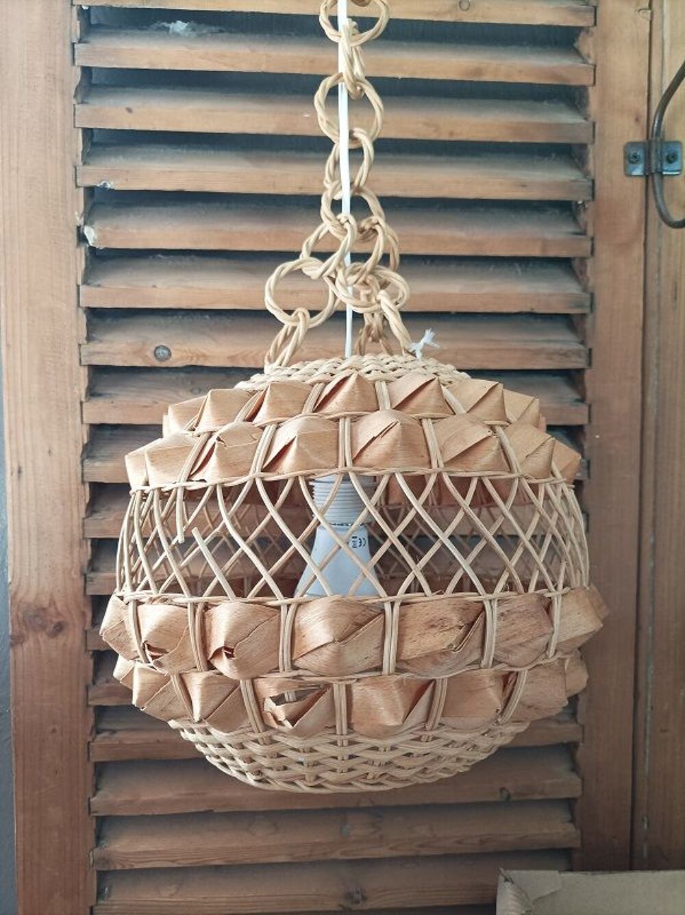Suspension abat jour Luminaire osier boule Dpc 082324 ancien Décoration