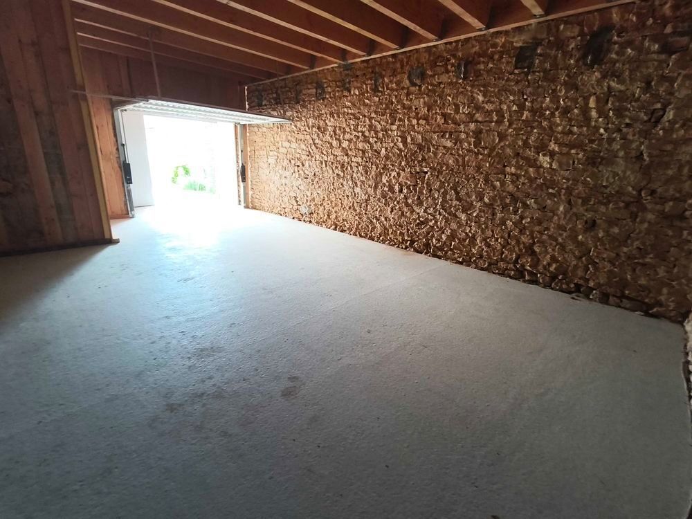 Location Remise/Grange box de stockage archive meuble etc.. Poitiers