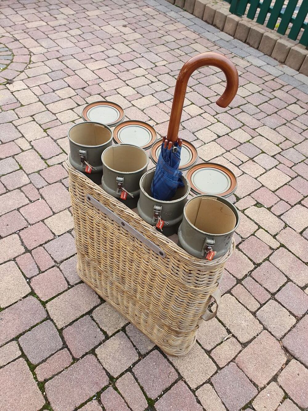 Panier en osier, porte obus, militaria, vintage 