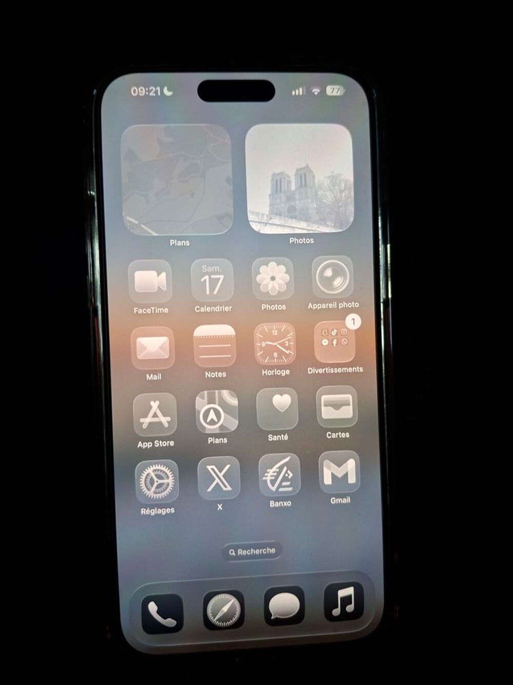 Iphone 15 pro max Téléphones et tablettes