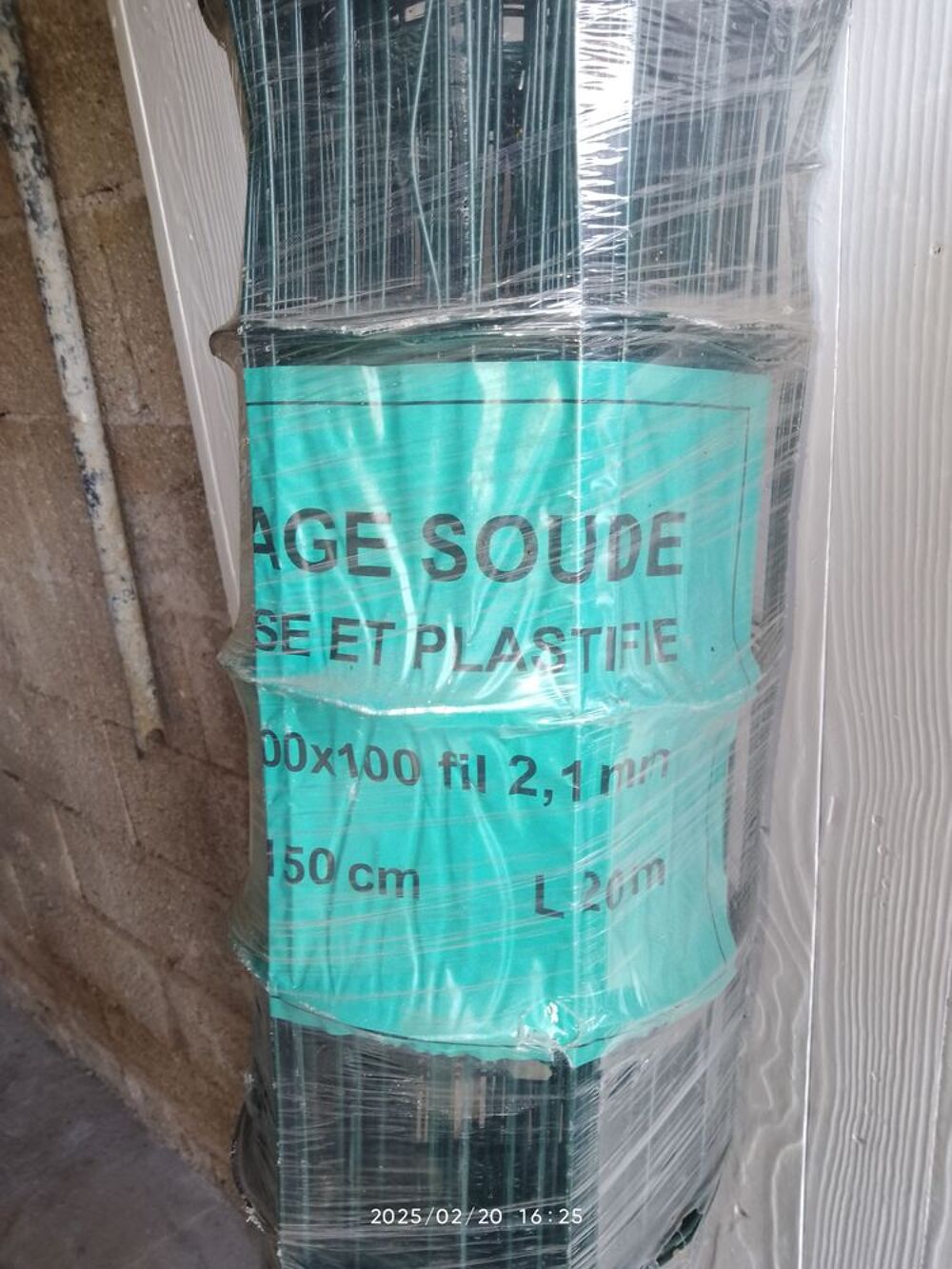 Rouleau de Grillage Soud&eacute; Vert 150 cm Neuf et un de 1,80 cm Jardin