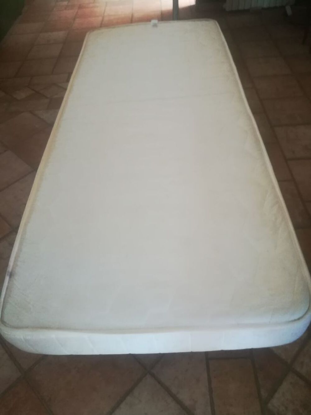 Matelas et sommier en 90 Meubles