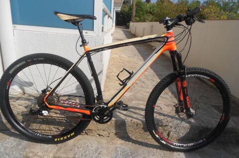 vtt Specialized Carbone XL  29 pouces Toulon (83)