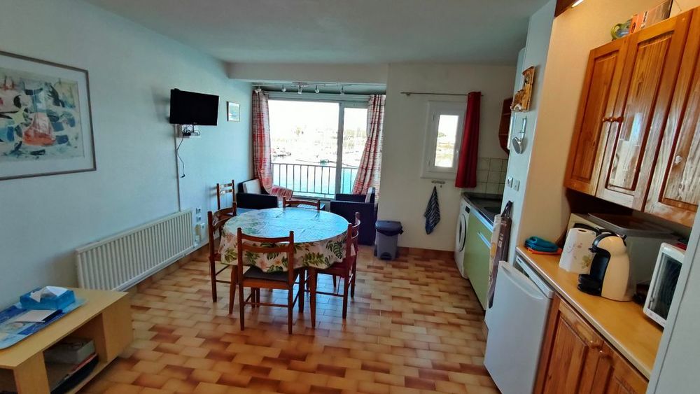 Vente Appartement LE CAP D'AGDE: Situé sur l'île des pêcheurs, vue imprenable PORT ( exposition OUEST ). Appartement 2 pièces. Le cap d agde