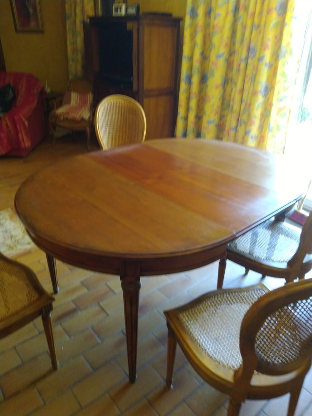 Salle &agrave; manger Meubles