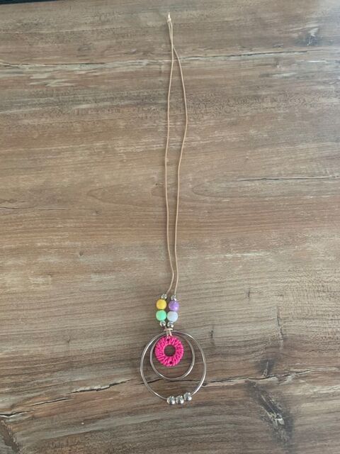 Collier femme Saleilles (66)