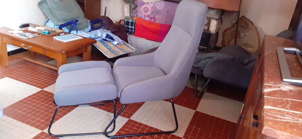FAUTEUIL AVEC REPOSE PIEDS Meubles