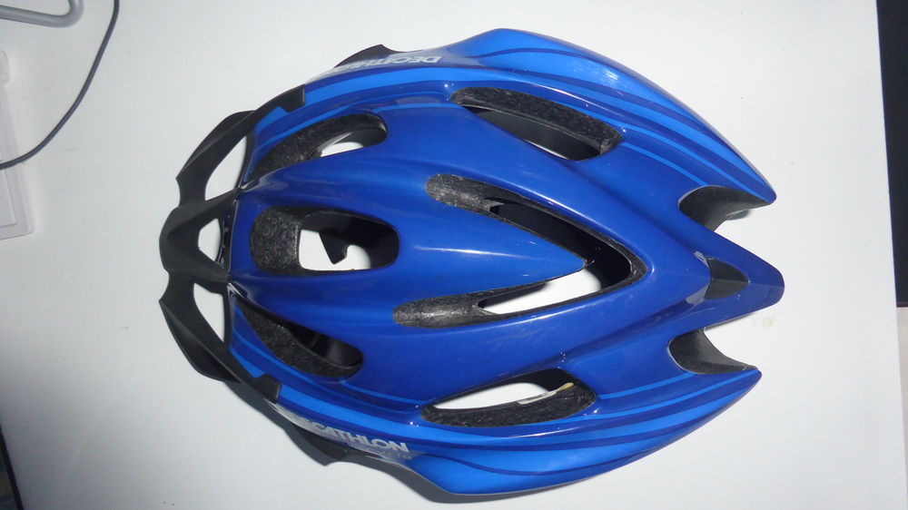 CASQUE VTT D&eacute;cathlon Cycle Vélos
