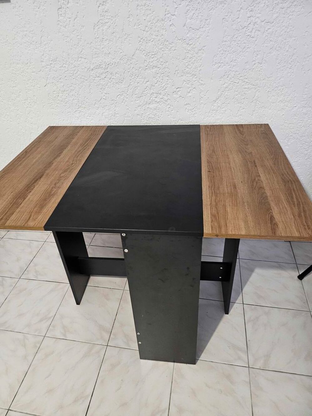 table &agrave; manger 4 place Meubles