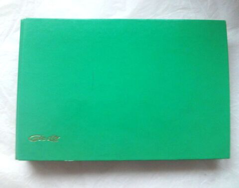 Classeur Cheval C�te d'Or avec 92 fiches Bristol 15 Villeurbanne (69)