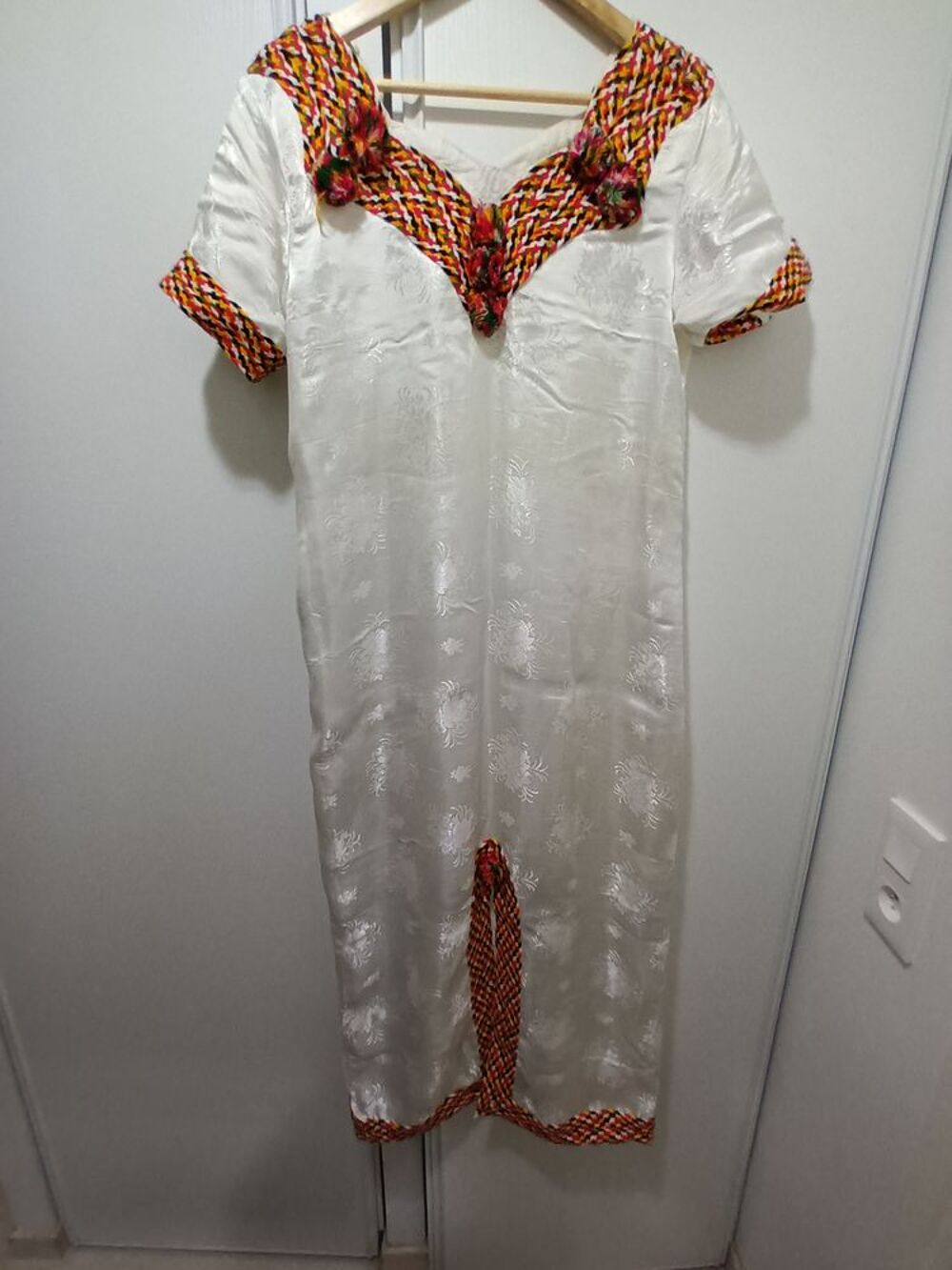 Robe kabyle moderne + Ceinture + lfoudha Vêtements