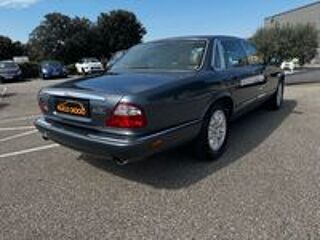 XJ 3.2 V8 PACK 2000 occasion 84290 Sainte-C&eacute;cile-les-Vignes