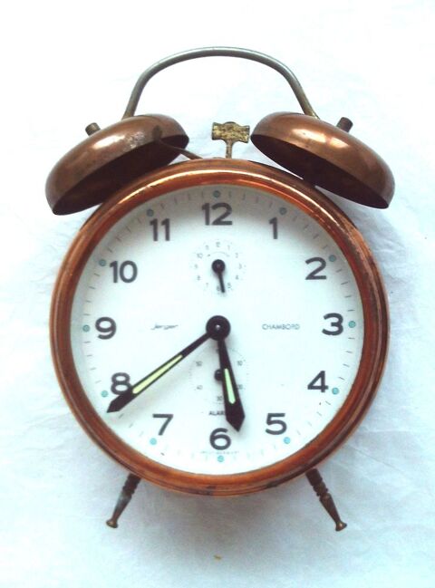 Ancien r�veil m�canique JERGER 40 Villeurbanne (69)