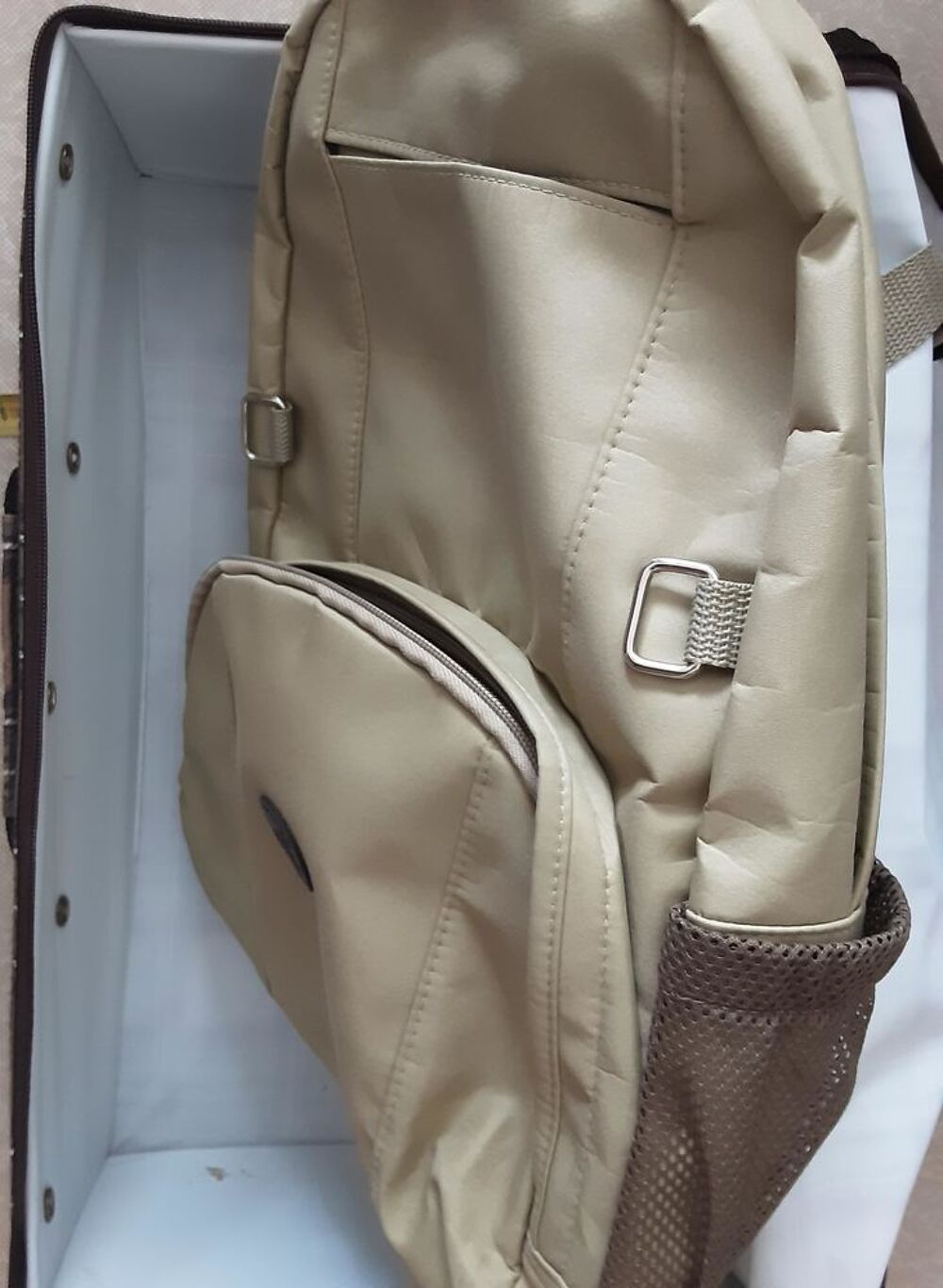 2 bagages l&eacute;gers pour cabines. Maroquinerie