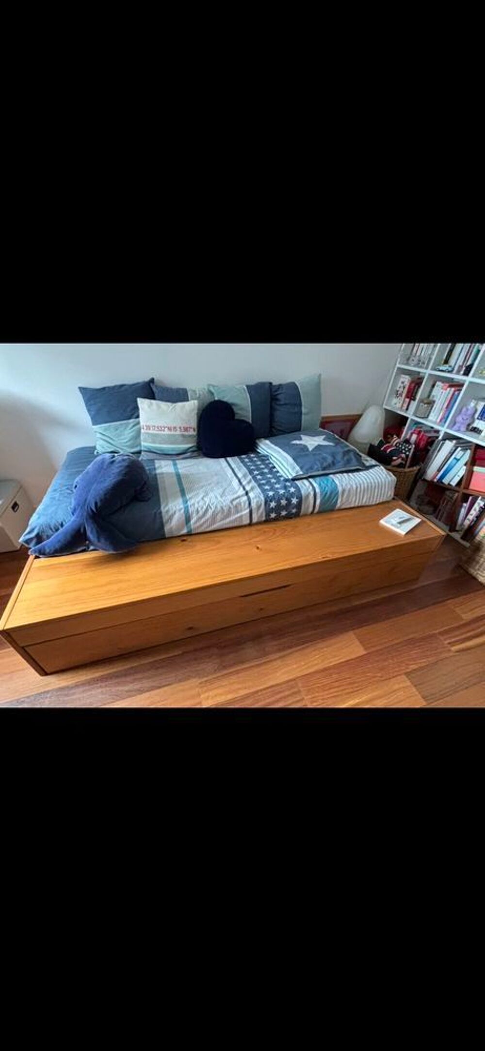 Lit Design en bois La Redoute Int&eacute;rieur avec petite marche (sommier 1 place + tiroir de rangement sous le lit) Meubles