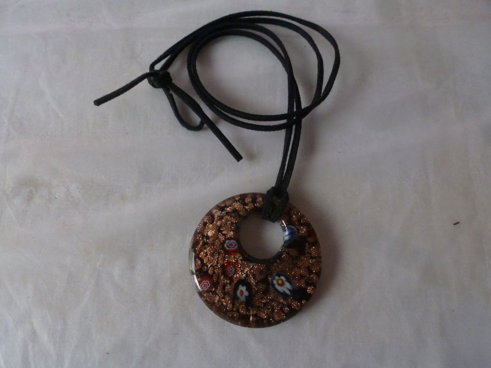 pendentif en christallerie Murano Bijoux et montres