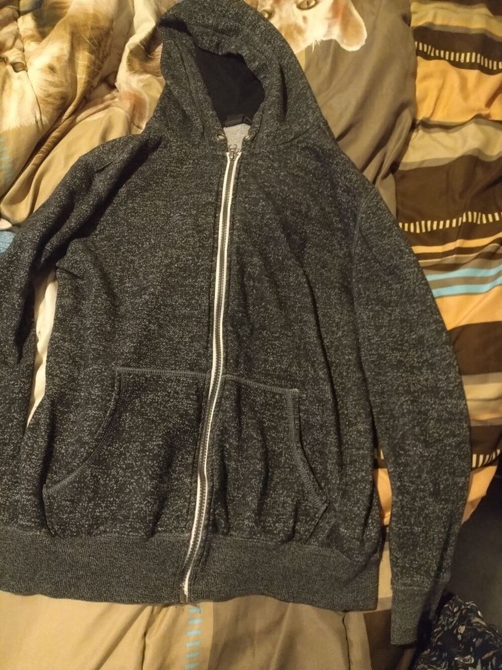 Veste de surv&ecirc;tement taille 14 ans, fille Vêtements