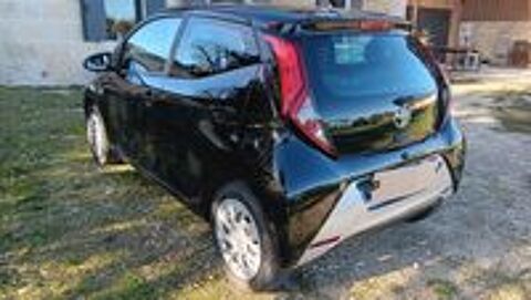 Aygo 1.0 VVT-i x-play 2019 occasion 17640 Vaux-sur-Mer