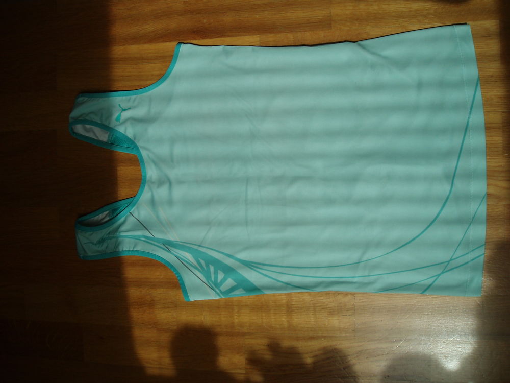 MAILLOT SPORT FEMME NEUF Vêtements