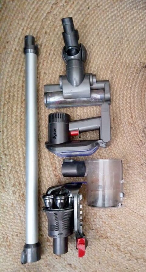 Dyson DC45 : pièces détachées 20 Beauchamp (95)