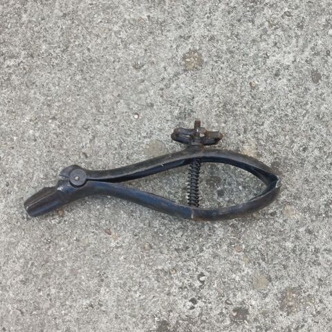 pince bourrelier marechal ferrant johnson's 65 Rethel (08)