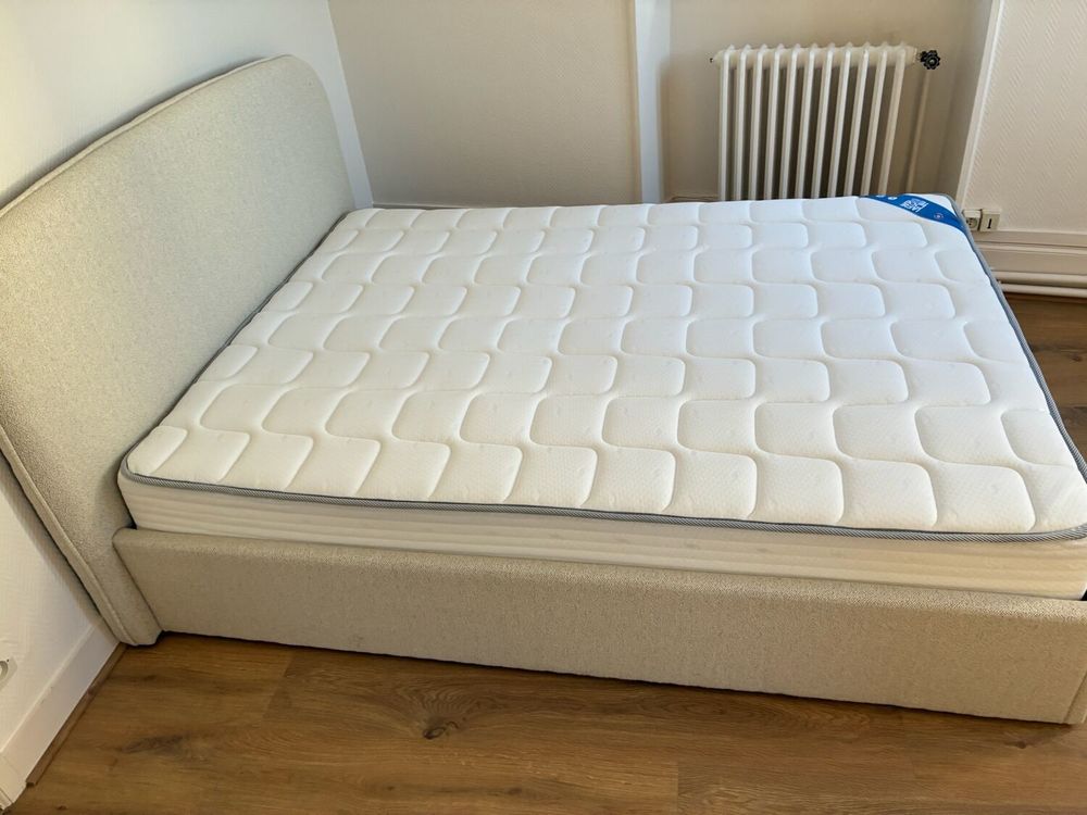Matelas 140 x 190 neuf Meubles