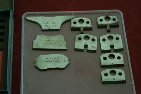  Coffret porte outils a profiler 130 Lisle-sur-Tarn (81)