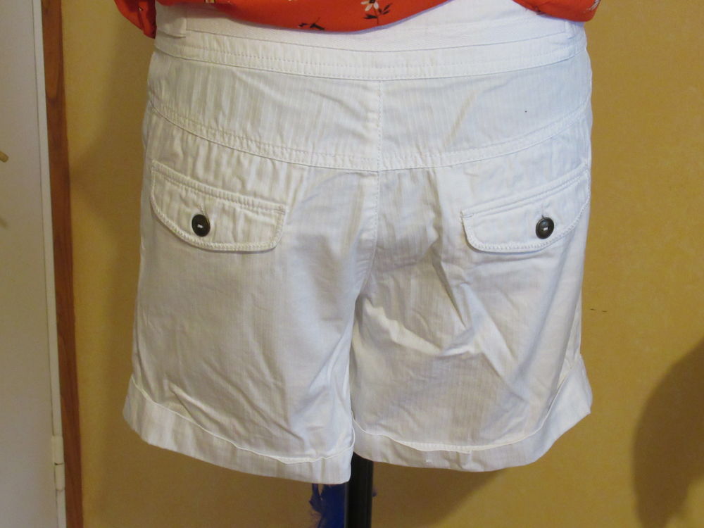 Short blanc - Woman - Taille 38 Vêtements