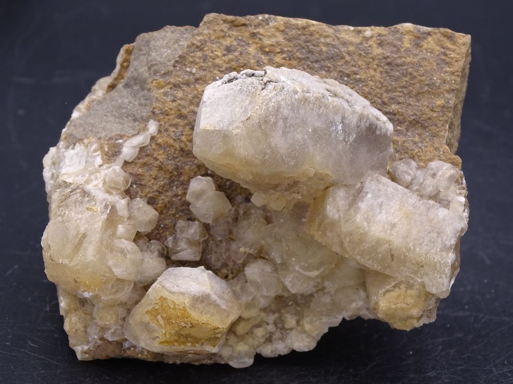Cristaux de Calcite , Allenc , Loz&egrave;re , France 209gr 
