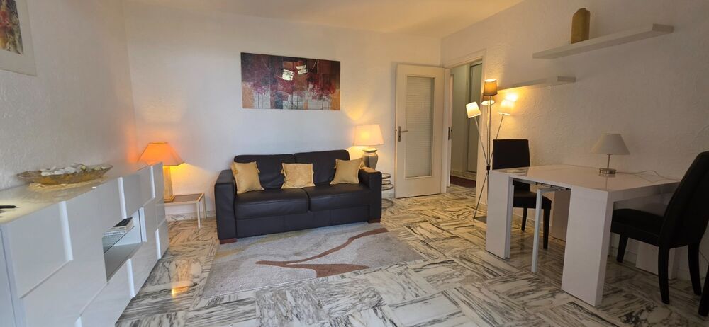 Vente Appartement RARE
grand Studio T1 Villeneuve-loubet