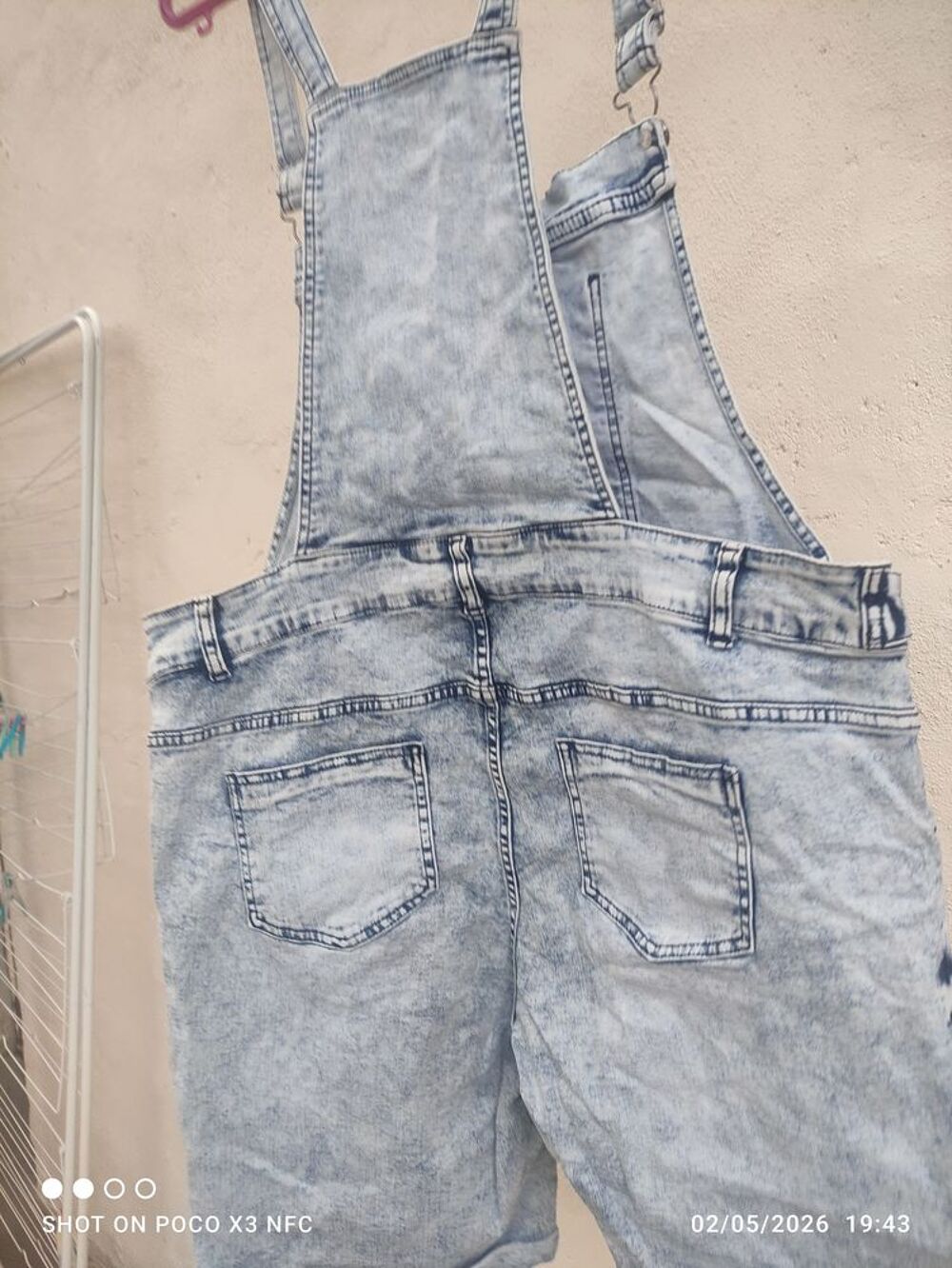 Short salopette jean d&eacute;lav&eacute; taille 50 V�tements