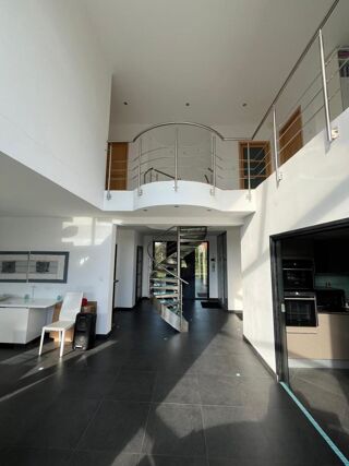  Maison à vendre 9 pièces 265 m²