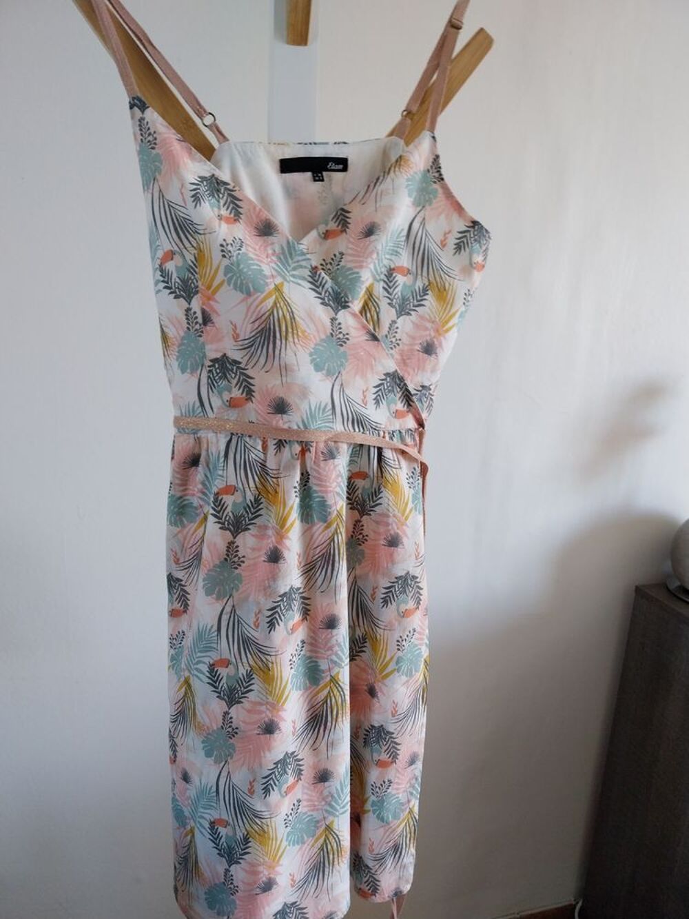 robe T 36 marque ETAM 8€ Vêtements
