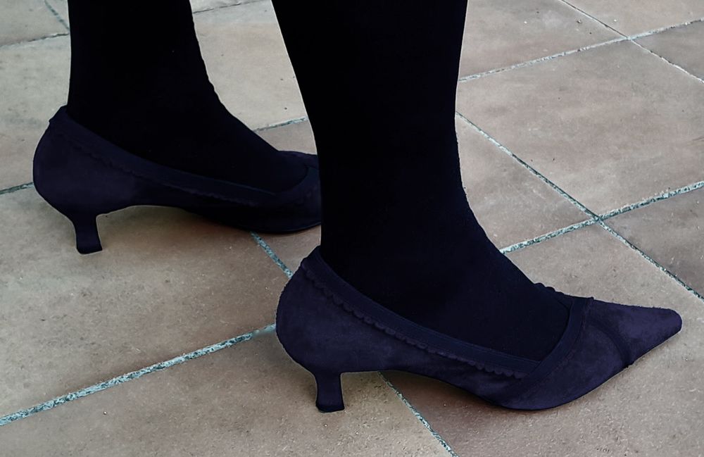 Chaussures &eacute;l&eacute;gantes en cuir mauve Chaussures