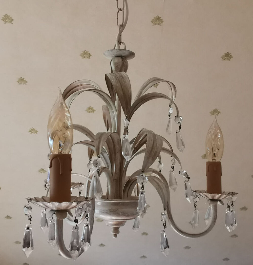 Luminaire vintage en m&eacute;tal &agrave; pampilles 3 ampoules Décoration