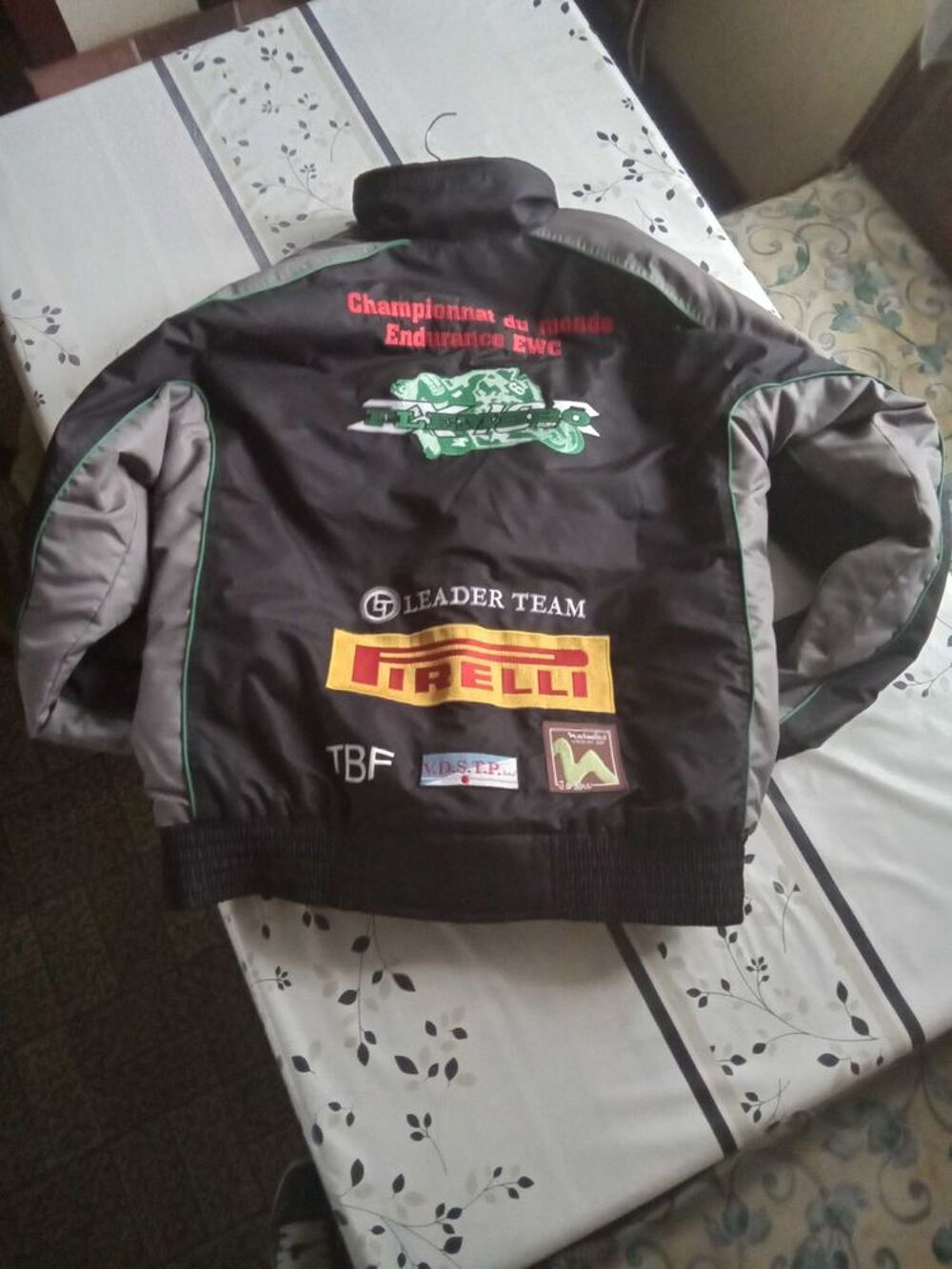blouson kawasaki Vêtements