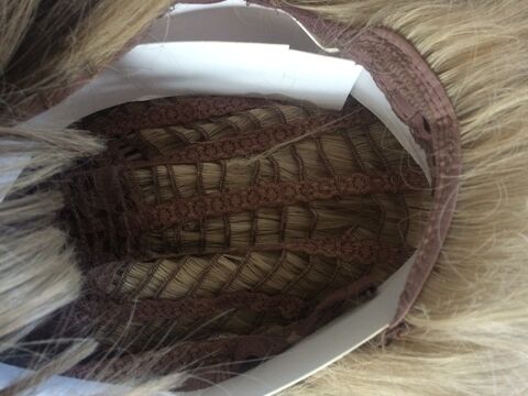 perruque femme longue, �tat neuf 125 Aumale (76)