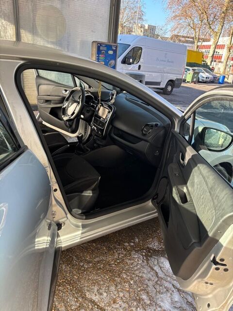 Renault Divers 2017 occasion Bobigny 93000